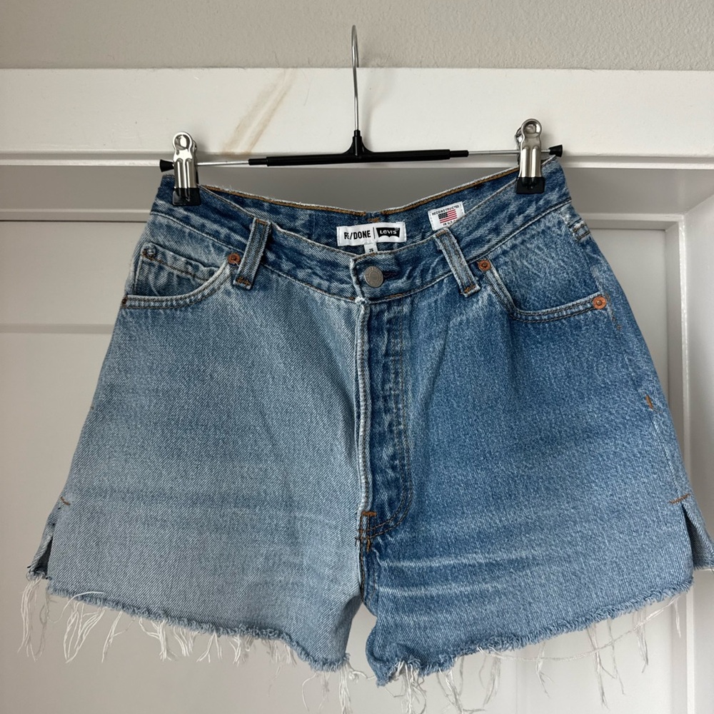 RE/DONE x Vintage Levi’s Two Tone Jean Shorts
